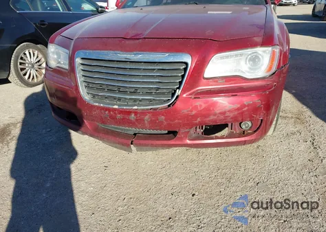 2014 Chrysler 300 z USA, uszkodzony, nr VIN 2C3CCAAG8EH189123